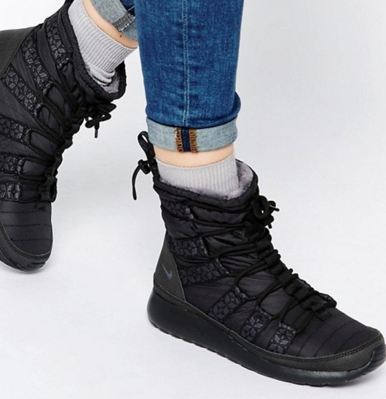 nike roshe one hi sneakerboots